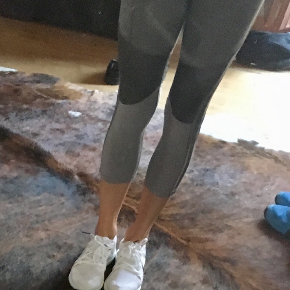 Lululemon sz 4 reflective leggings tights like new